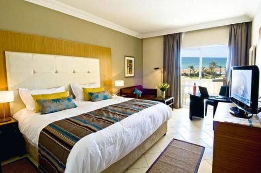 Royal Thalassa Monastir Cameră foto A room at the hotel